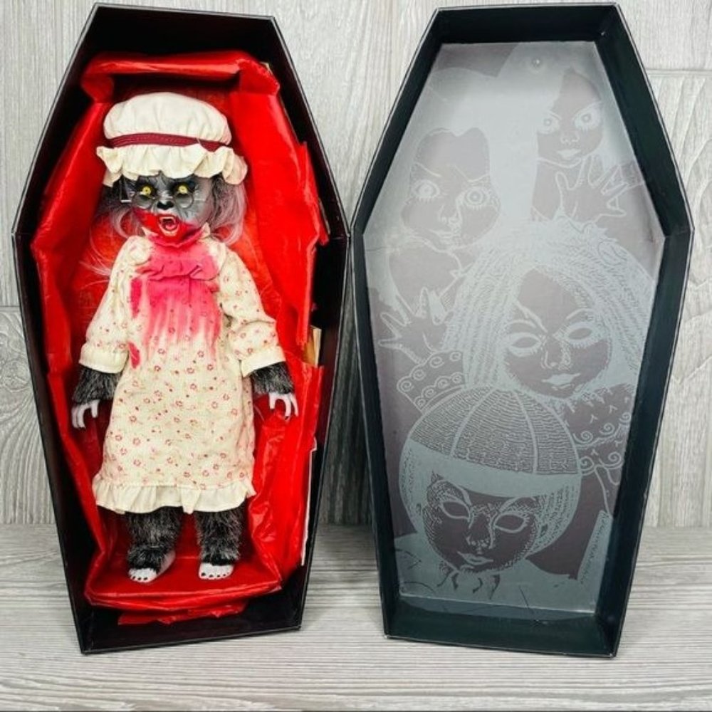 Mezco little red riding hood wolf living dead doll in coffin box collectible dol